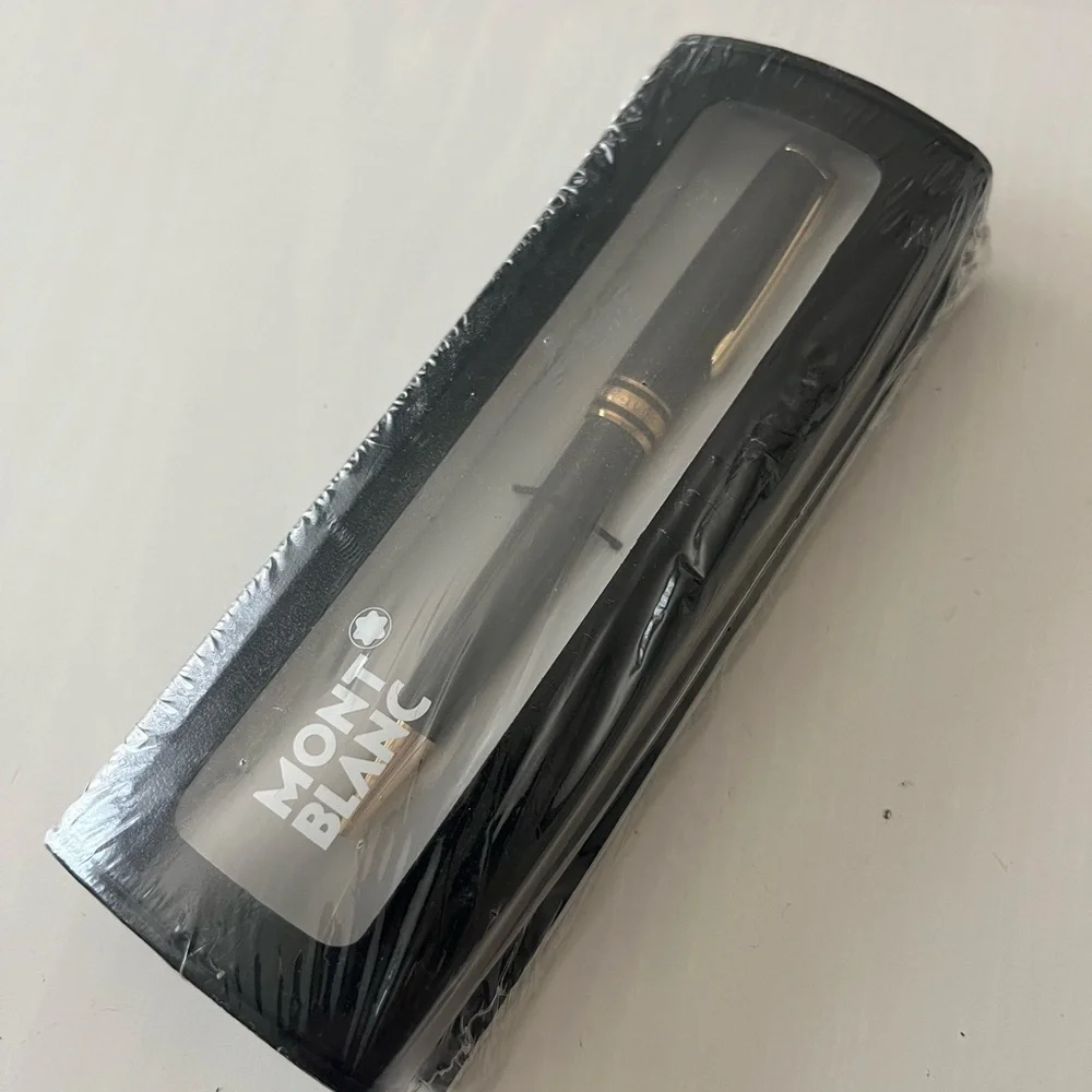 Montblanc Pen - Picture 1 of 11